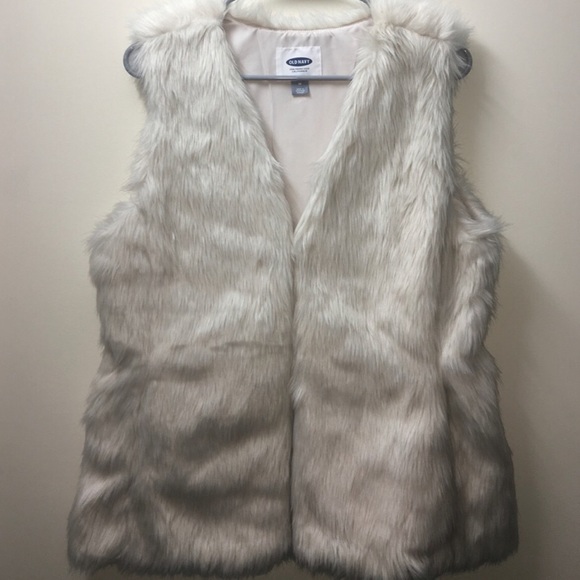 Old Navy Jackets & Blazers - Old Navy Faux Fur Vest